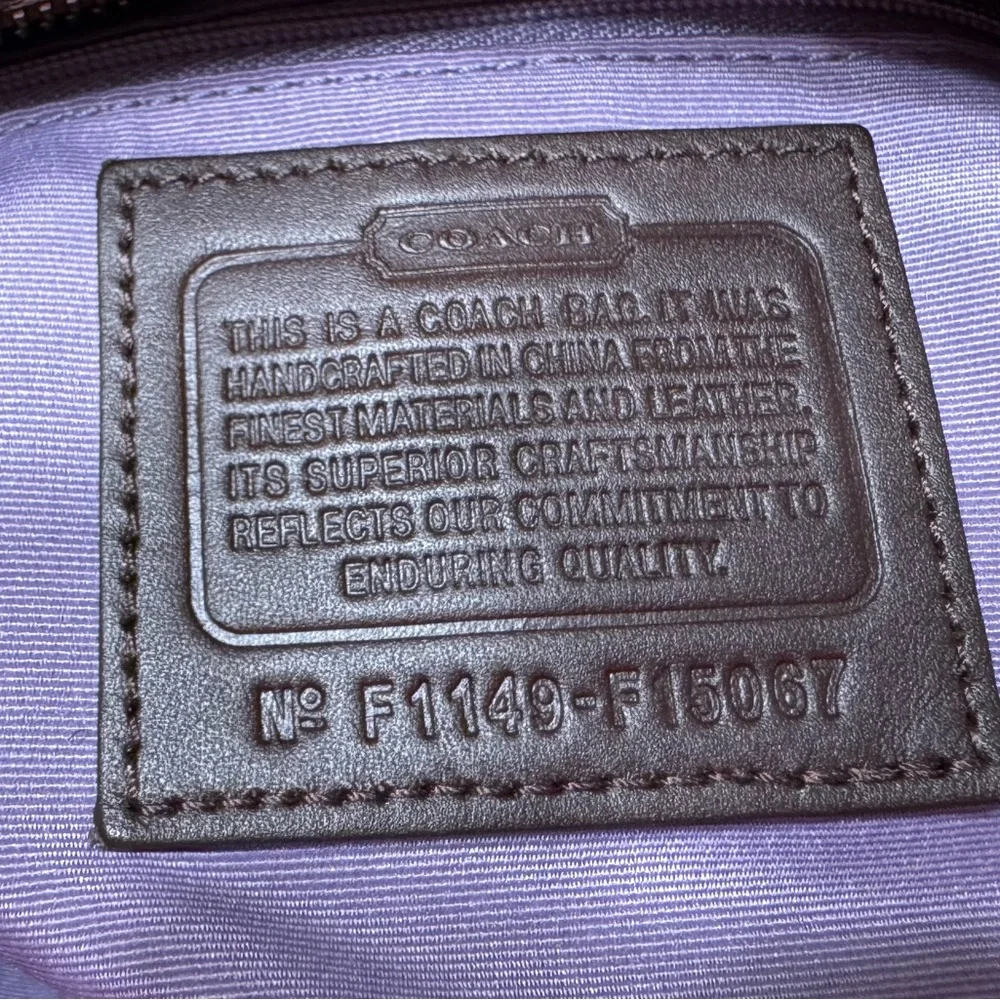 ✨ PRISTINE Coach Signature Duffel Bag with Original Hang Tag ✨ - Picture 7 of 8